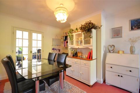 undefined, East Grinstead, West Sussex, RH19