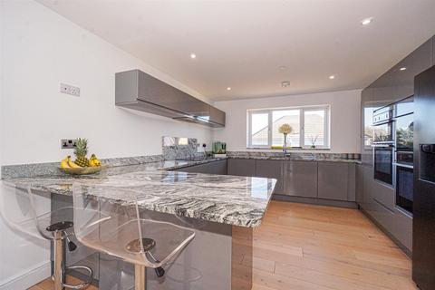 5 bedroom detached house for sale, Amsterdam Way, St. Leonards-On-Sea
