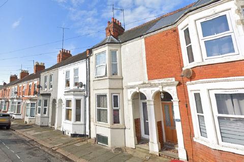 4 bedroom terraced house for sale, Glasgow Street, St James, NN5 5BL