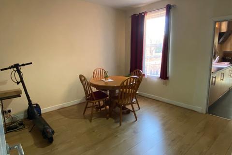 4 bedroom terraced house for sale, Glasgow Street, St James, NN5 5BL