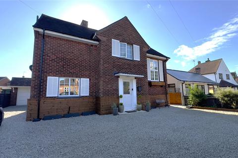 3 bedroom detached house for sale, The Avenue, Newark, Nottinghamshire, NG24