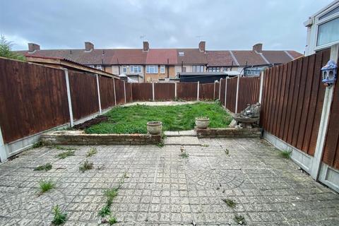 2 bedroom terraced house for sale, Dorothy Gardens, Dagenham