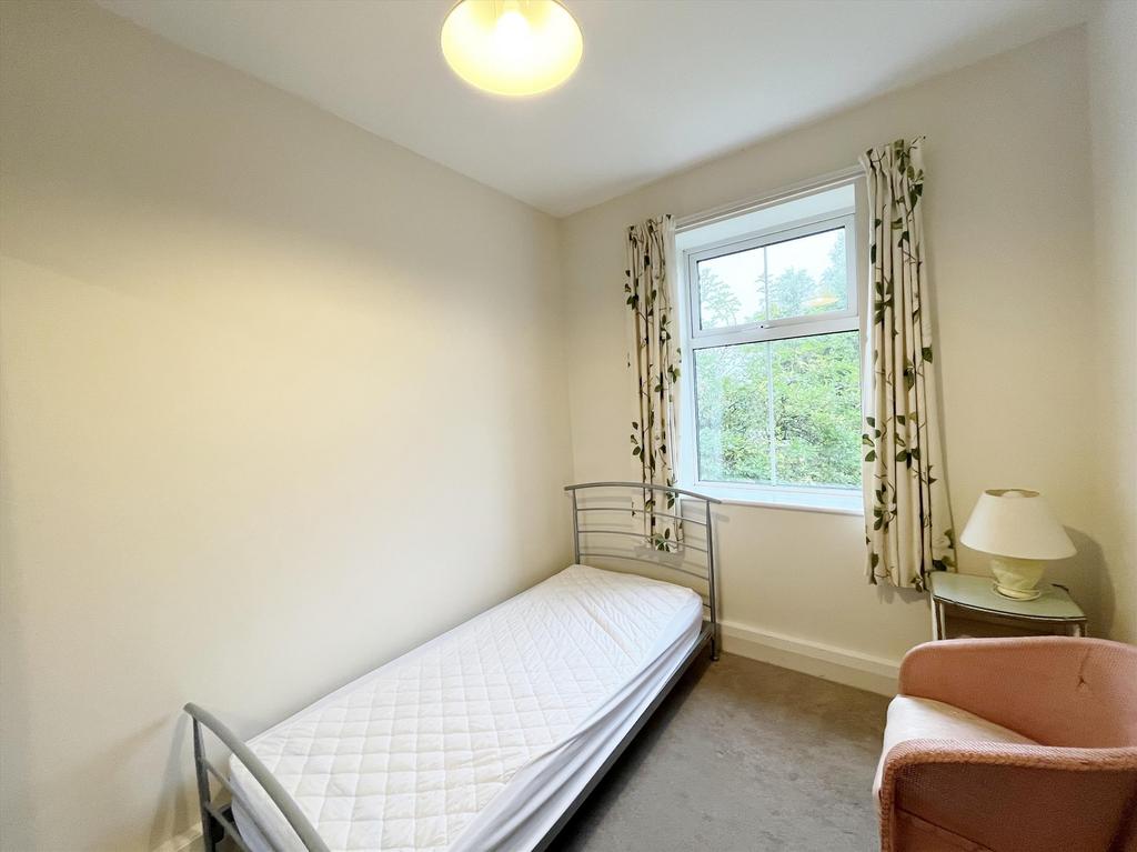 Single bedroom