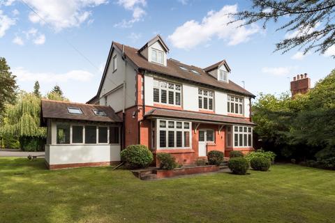 undefined, Broad Lane, Hale, WA15