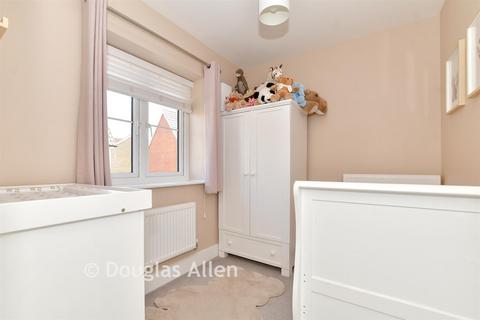 7 Braeburn Way, Basildon, SS14 3TU