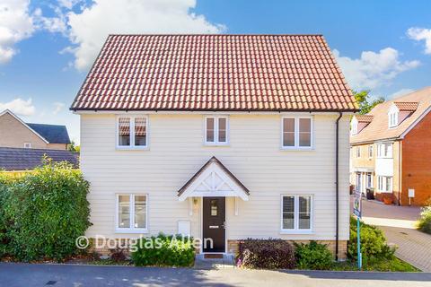 7 Braeburn Way, Basildon, SS14 3TU