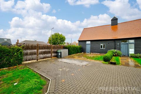 undefined, Chingford E4