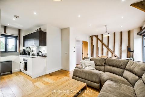 undefined, Chingford E4