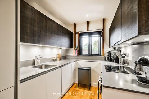 2 bedroom house for sale, Sewardstone Road, London E4