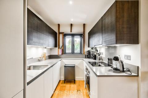 undefined, Sewardstone Road, London E4