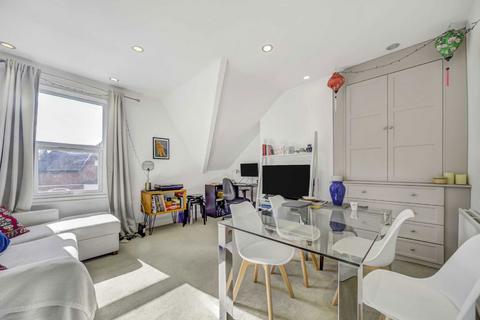 2 bedroom flat for sale, Pathfield Road, London SW16