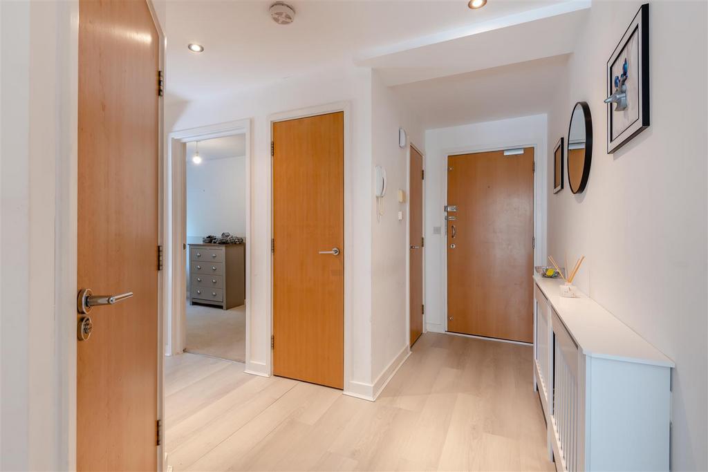 8662224-interior07.jpg