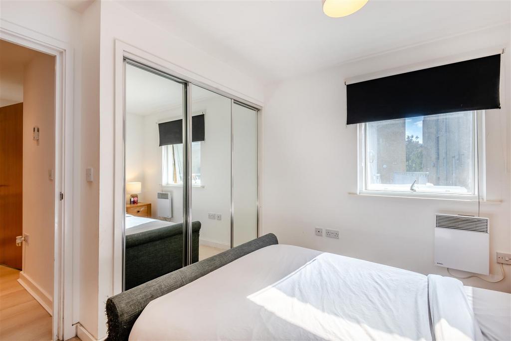 8662224-interior02.jpg