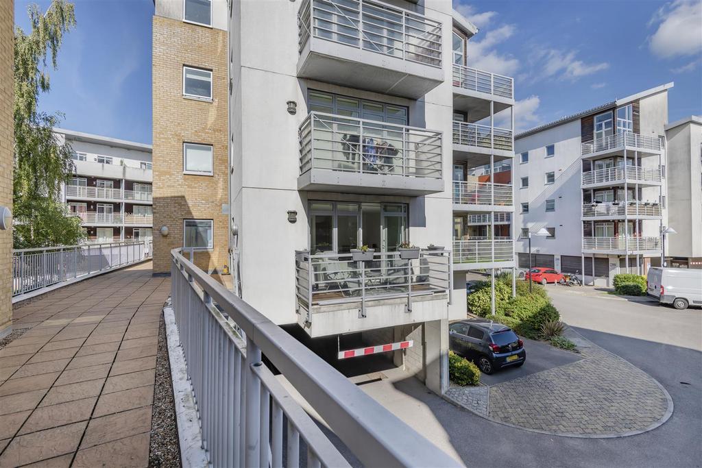 8662224-exterior03.jpg
