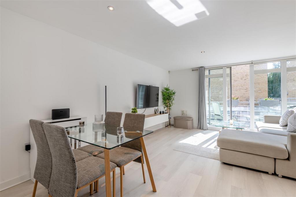 8662224-interior08.jpg