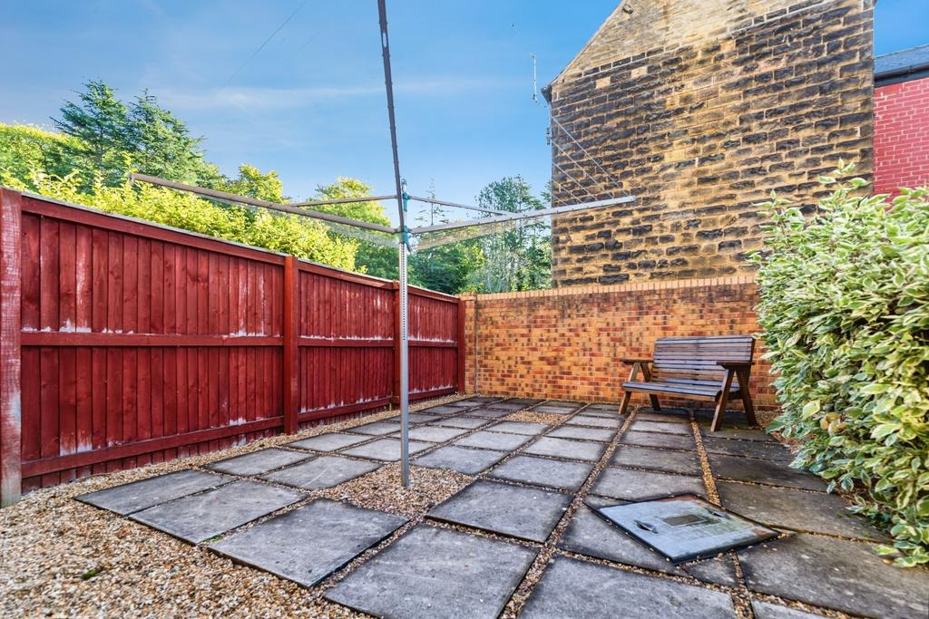 Pbox-garden-347392.jpg