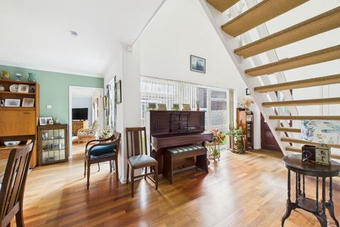 5 bedroom detached house for sale, Lesser Foxholes, Shoreham By Sea