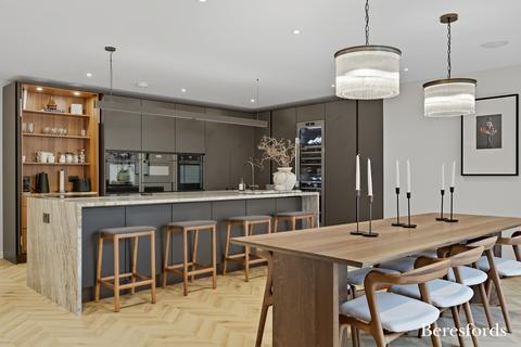 undefined, Park Way, Shenfield, CM15