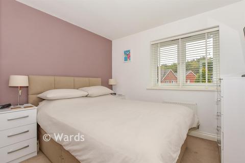 2 bedroom end of terrace house for sale, Perrin Road, Maidstone ME17
