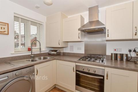 2 bedroom end of terrace house for sale, Perrin Road, Maidstone ME17