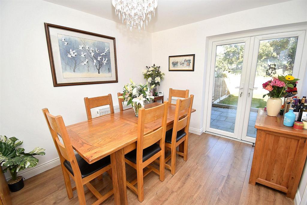 Dining area.jpg