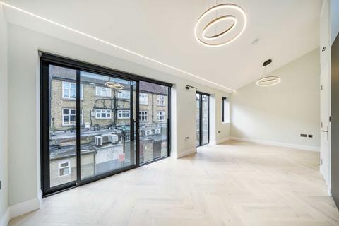 undefined, Aylmer Parade, London N2
