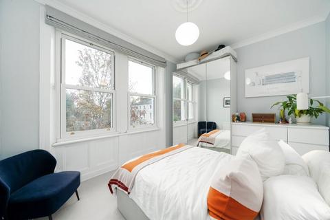 2 bedroom flat for sale, South Villas, London NW1
