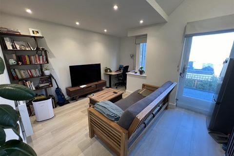 undefined, Newmarket Road, Cambridge CB5