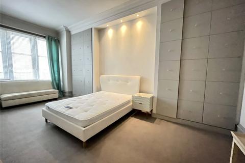 undefined, Knightsbridge, London SW1X