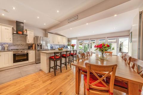 Streatham Vale, London SW16