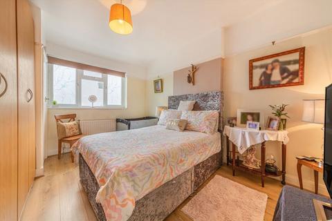 undefined, Streatham Vale, London SW16