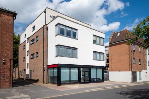 undefined, Lodge Lane, London