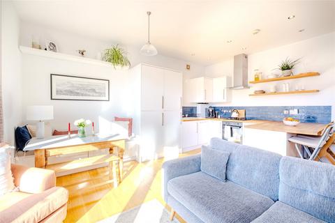 2 bedroom apartment for sale, Tooting Bec Gardens, London SW16