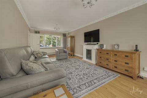 4 bedroom detached house for sale, Llangyfelach Road, Tirdeunaw, Swansea