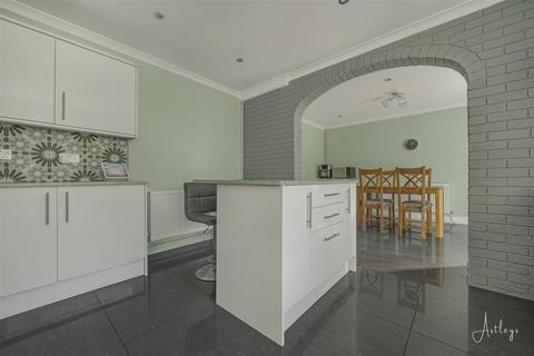 4 bedroom detached house for sale, Llangyfelach Road, Tirdeunaw, Swansea