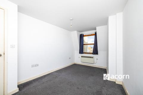 undefined, Hendre Road London Bridge SE1