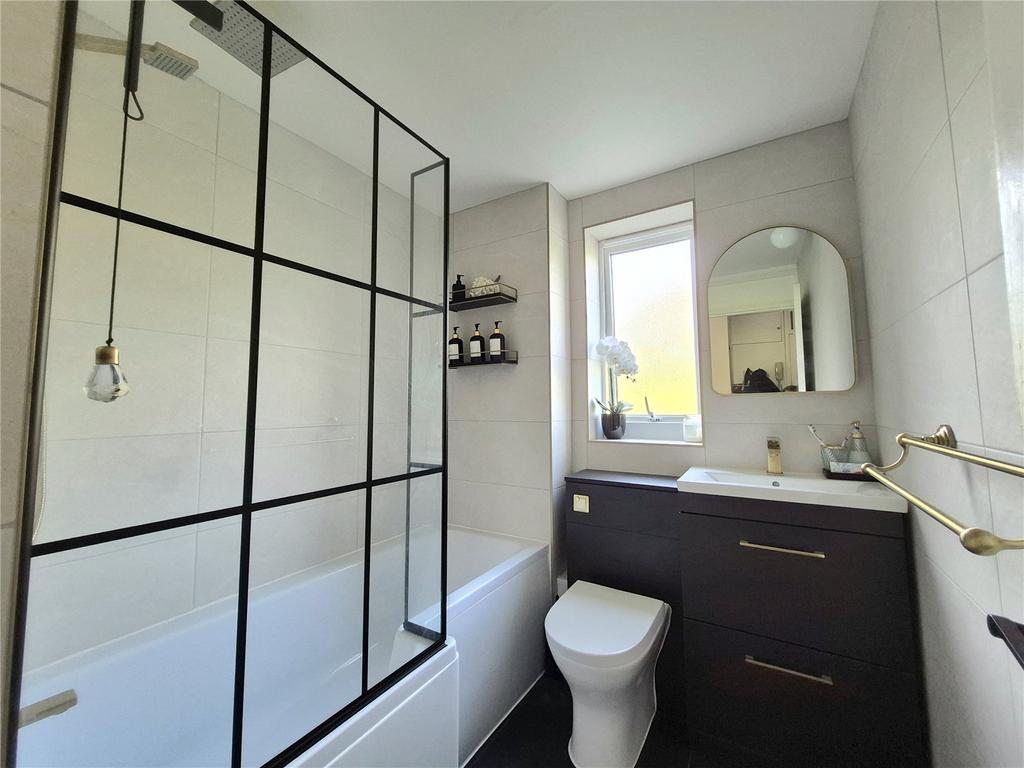 Modern Bathroom