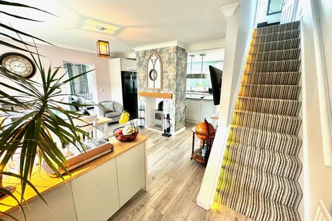 16 Argyll Crescent, Muxton, Telford, TF2 8PR