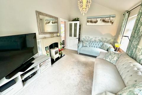 16 Argyll Crescent, Muxton, Telford, TF2 8PR