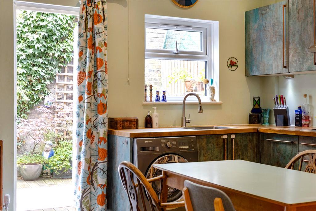 Reception/Kitchen