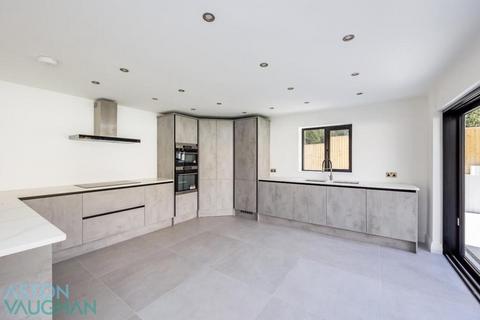 undefined, Woodlands, Hove BN3