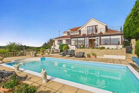 5 bedroom detached house for sale, Teignmouth Road, Maidencombe