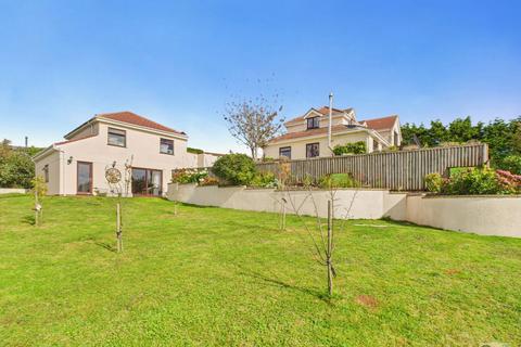 5 bedroom detached house for sale, Teignmouth Road, Maidencombe