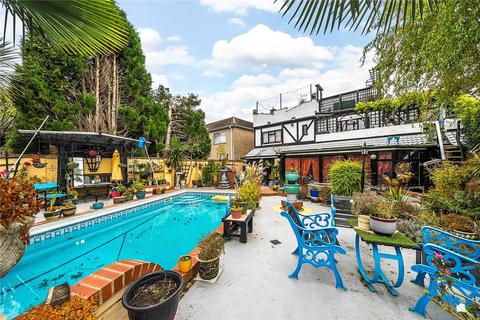 undefined, Stockers Lane, Woking, Surrey, GU22