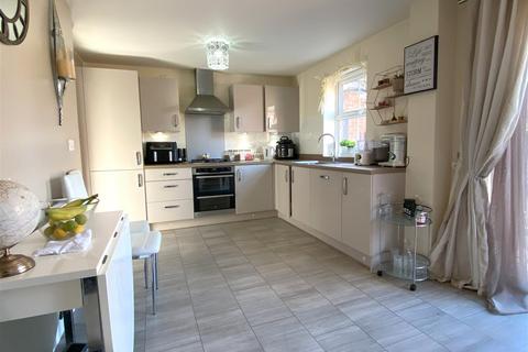 3 bedroom detached house for sale, Alfred Belshaw Road, Queniborough