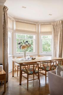 3 bedroom flat for sale, Frognal, London, NW3