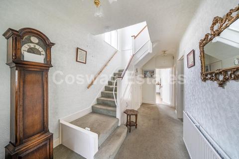 undefined, Parkside, Mill Hill, NW7
