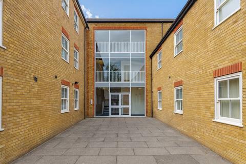 1 bedroom in a house share to rent, Jubilee Road, High Wycombe