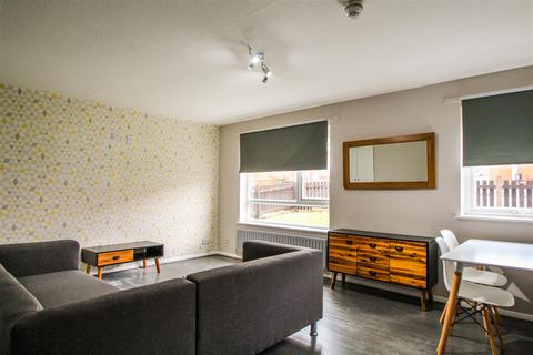 Westfield Court, Hyde Park, Leeds, LS3 1DL