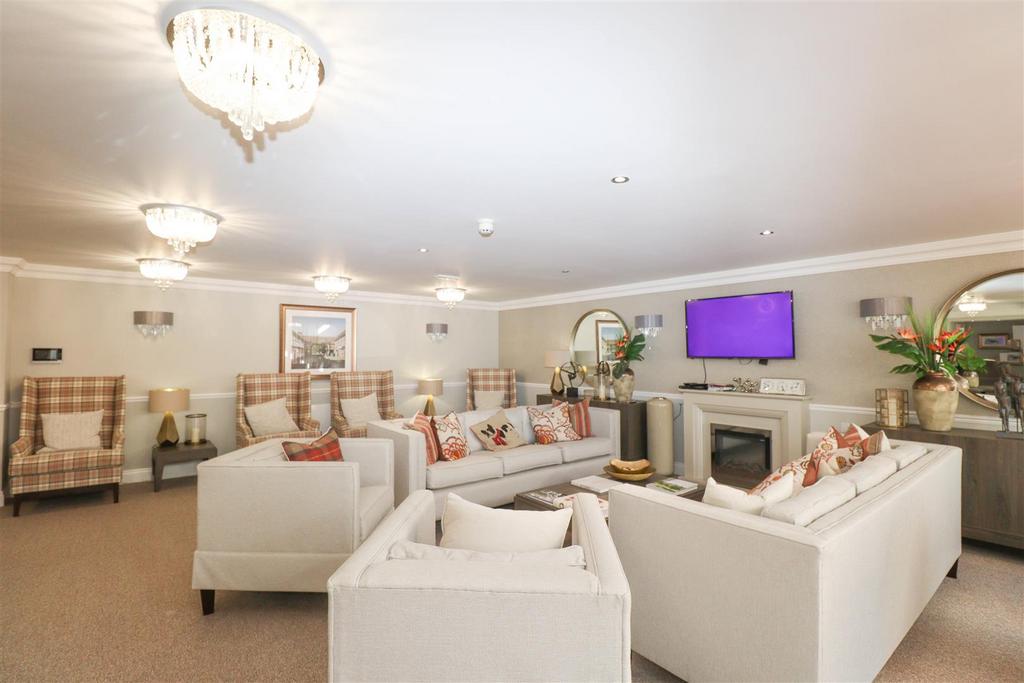 Communal Lounge
